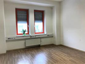 Pronájem, kancelářské prostory, 77 m2, Zlín