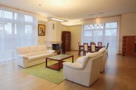 Prodej, rodinný dům 7+2, 220 m2, Praha 10 - Štěrboholy