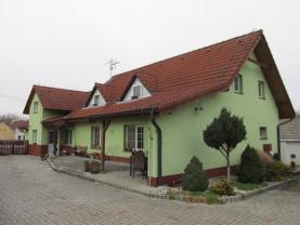 Prodej, rodinný dům 5+1, 320 m2, Nevřeň