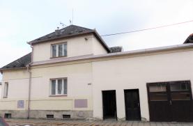 Prodej, rodinný dům, 2+1, 238m2, Strakonice