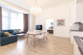 Pronájem, atypický byt, Praha 1- Nové Město, ul. Spálená