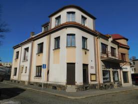 Prodej, bytový dům, Lomnice nad Popelkou, ul. Školní náměstí