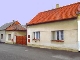 Prodej, rodinný dům 4+2, dva domy, 1120 m2, Malé Žernoseky