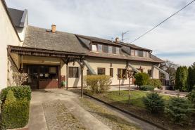 Prodej, rodinný dům 6+2, 460 m2, Hněvošice
