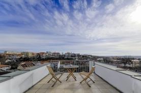 Prodej, byt 5+1, 172 m2, Praha 8, ul. Klapkova. terasa
