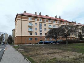 Pronájem, byt 1+1, 40 m2, Kladno, ul. Vrchlického
