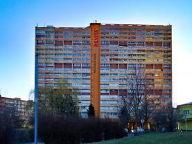 Pronájem, byt 1+kk, 29 m2, OV, Chomutov, ul. Kundratická
