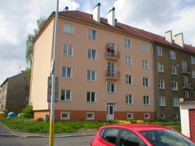 Prodej, byt 3+1, 74 m2, s garáží, Karlovy Vary - Dvory