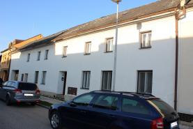 Prodej, rodinný dům, 9 + 1, 1494 m2, Slatinice na Hané