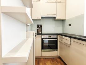 Flat 2+kk for rent, 50 m2, Praha 4, Praha, Vodárenská