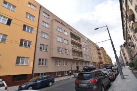 Flat 2+1 for rent, 67 m2, Pardubice, Sladkovského