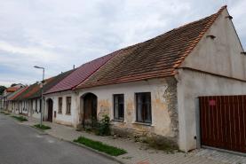 House, Kolín, Žiželice