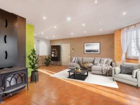 Prodej rodinného domu, 271 m², Jeřmanice, ul. Rádelská