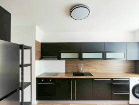 Prodej bytu 3+1, 68 m², Praha, ul. Bachova