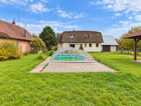 Prodej rodinného domu, 1345 m², Horka
