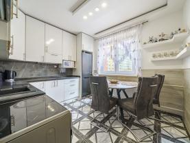 Prodej bytu 4+1, 77 m², Klášterec nad Ohří, ul. Okružní