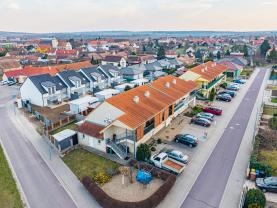 Pronájem bytu 2+kk, 49 m², Chvalovice, ul. Chvalovice