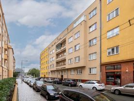 Prodej bytu 1+kk, 31 m², Pardubice, ul. Sladkovského