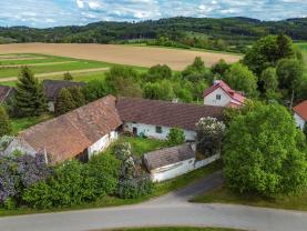 Prodej rodinného domu 138 m², pozemek 2450 m², Soběsuky