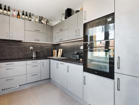 Prodej bytu 2+kk, 52 m², Mělník, Nám. Gen. Swierczewského