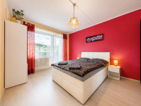 Prodej bytu 2+1, 58 m², Karlovy Vary, ul. Úvalská