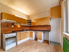 Prodej bytu 4+1, 92 m², Nejdek, ul. Závodu míru