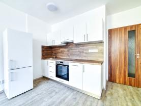 Pronájem bytu 1+kk, 30 m², Františkovy Lázně, ul. Národní