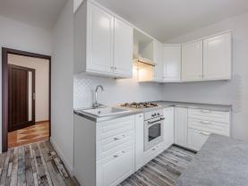 Pronájem bytu 2+1, 57 m², Karlovy Vary, ul. Charkovská