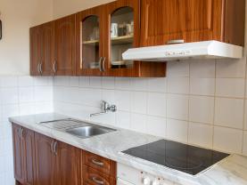 Prodej bytu 3+1, 78 m², Třebom