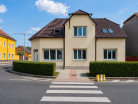 Prodej nájemního domu, 176 m², Milovice, ul. Mírová