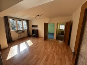 Pronájem bytu 3+1, 58 m², Benešov, ul. Bezručova