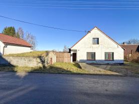 Prodej rodinného domu 3+1, 1137 m², Studená