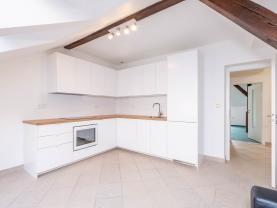 Pronájem bytu 5+kk, 100 m², Praha 10, ul. Kolovratská