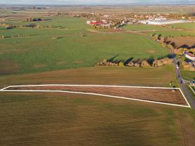 Prodej komerční pozemku, 8778 m2, Kostěnice, okres Pardubice