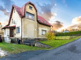 Prodej 2/3 rodinného domu, 260 m², Pěnčín - Krásná