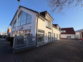 Pronájem bytu 3+1, 85 m², Pardubice, ul. Raisova