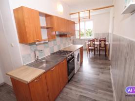 Prodej bytu 3+1, 63 m², Rotava, ul. Sídliště
