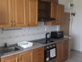 Pronájem bytu 4+1, 92 m², Pardubice, ul. Na Rybníčkách