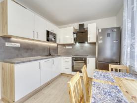 Pronájem bytu 2+kk, 45 m², Plzeň, ul. Na Jíkalce