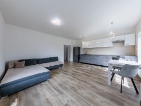 Pronájem bytu 3+kk, 67 m², Karlovy Vary, ul. Dubová