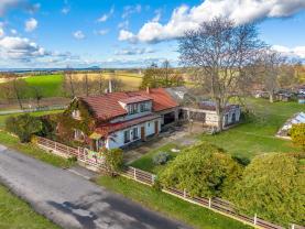 Prodej rodinného domu, 217 m², Řepín, ul. Mělnická