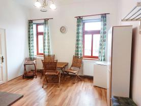 Pronájem bytu 2+1, 57 m², Mělník, ul. náměstí Karla IV.