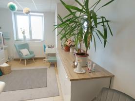 Pronájem obchod a služby v Tišnově, ul. nám. Komenského