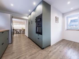 Prodej rodinného domu, 250 m², Oleška