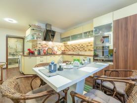 Prodej bytu 3+1, 84 m², Praha 6 - Liboc