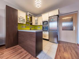 Prodej bytu 3+kk, 63 m², Praha, ul. V Kuťatech