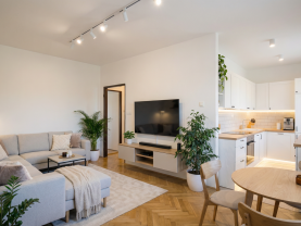 Prodej bytu 3+kk, 69 m², Pardubice, ul. Trnovská