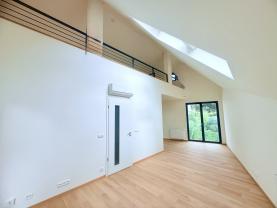 Prodej bytu 3+kk, 74 m², Praha 8 - Střížkov