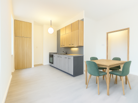 Prodej bytu 3+1, 70 m², Sytno