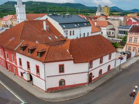 Prodej rodinného domu, 374 m², Kadaň, ul. Boženy Němcové